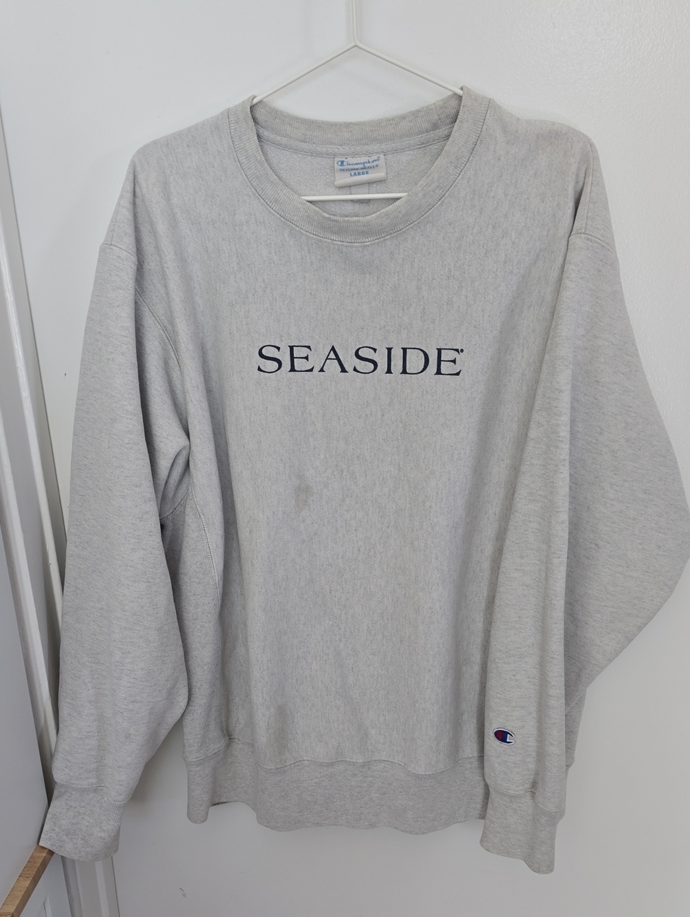 Champion SEASIDE Crewneck Sweatshirt - Light Gray with Navy Print